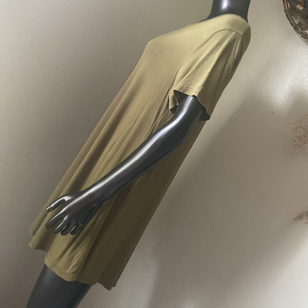 LARACE Olive Green Short Sleeve Dress Tee - Picture 6 of 11
